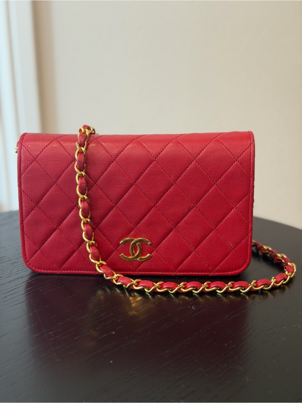 Chanel lambskin mini red full flap ❤️ - authentic
